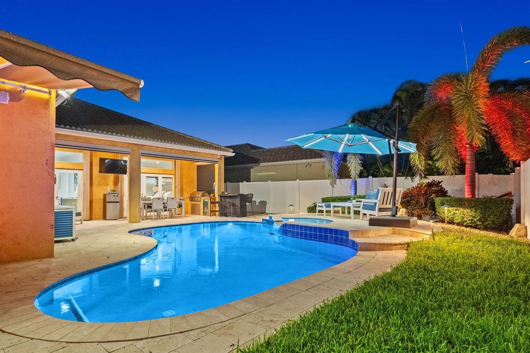 21-web-or-mls-1242-meadows-blvd