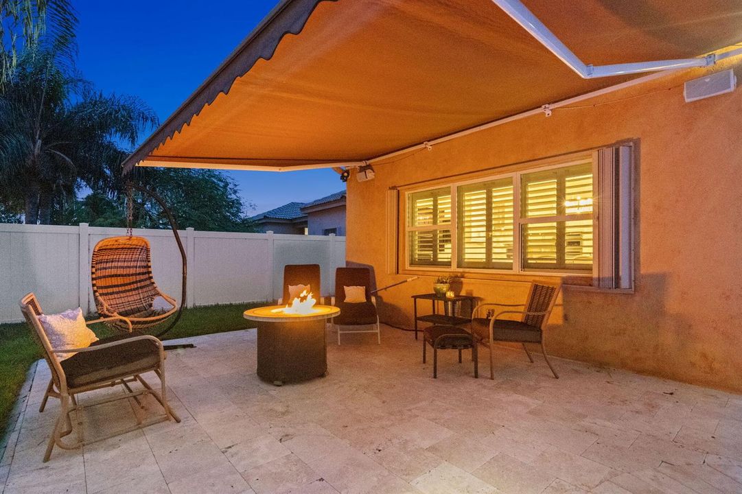 9-web-or-mls-1242-meadows-blvd