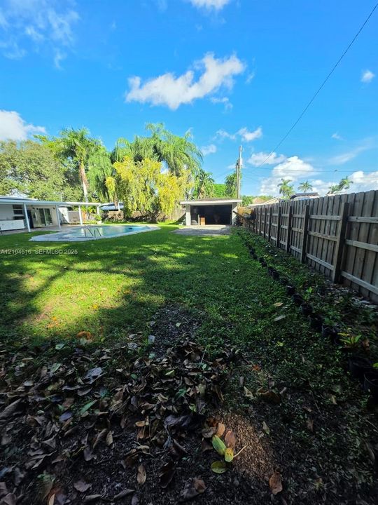 For Rent: $4,200 (4 beds, 3 baths, 1800 Square Feet)