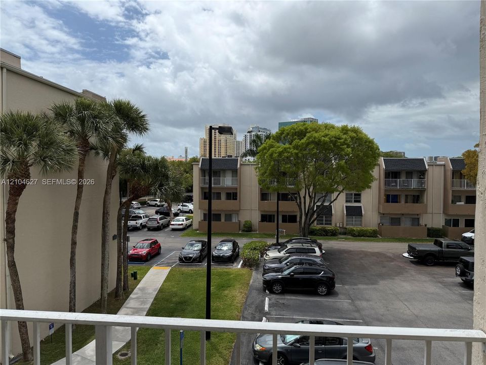 View of Downtown Dadeland skyline