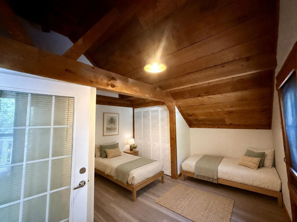 2nd bedroom virtually staged