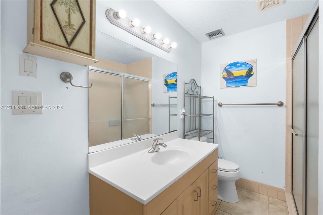 For Sale: $399,900 (2 beds, 2 baths, 1654 Square Feet)