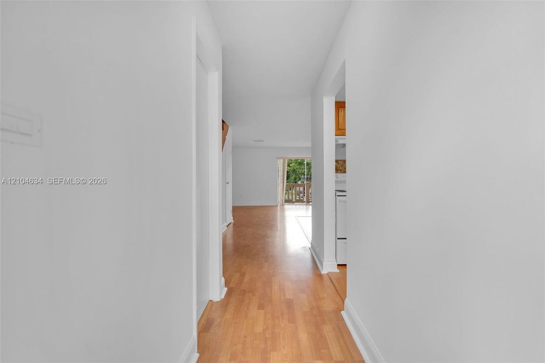 En Renta: $2,375 (2 camas, 2 baños, 1266 Pies cuadrados)