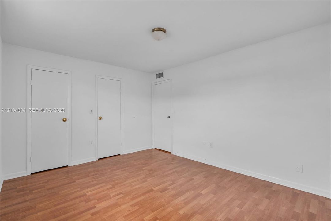 En Renta: $2,375 (2 camas, 2 baños, 1266 Pies cuadrados)