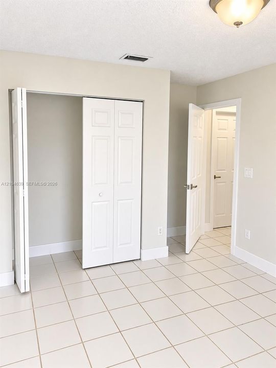 For Rent: $3,000 (3 beds, 2 baths, 1369 Square Feet)