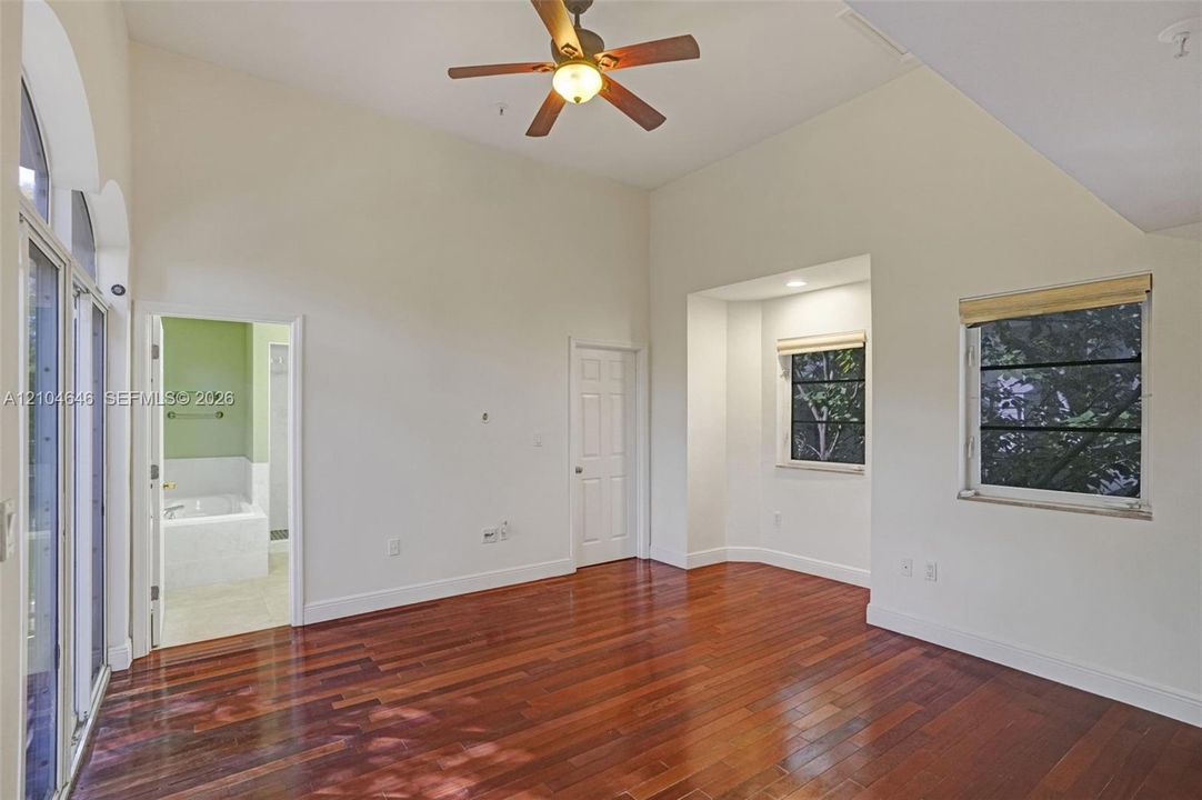 For Sale: $899,990 (2 beds, 2 baths, 1243 Square Feet)