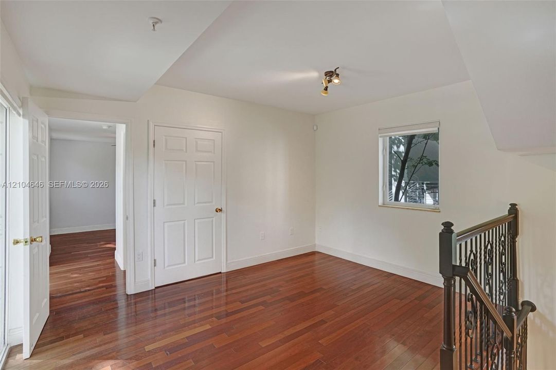 For Sale: $899,990 (2 beds, 2 baths, 1243 Square Feet)