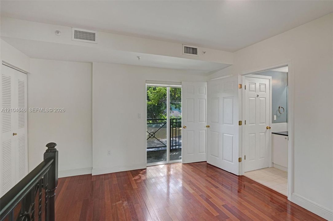 For Sale: $899,990 (2 beds, 2 baths, 1243 Square Feet)