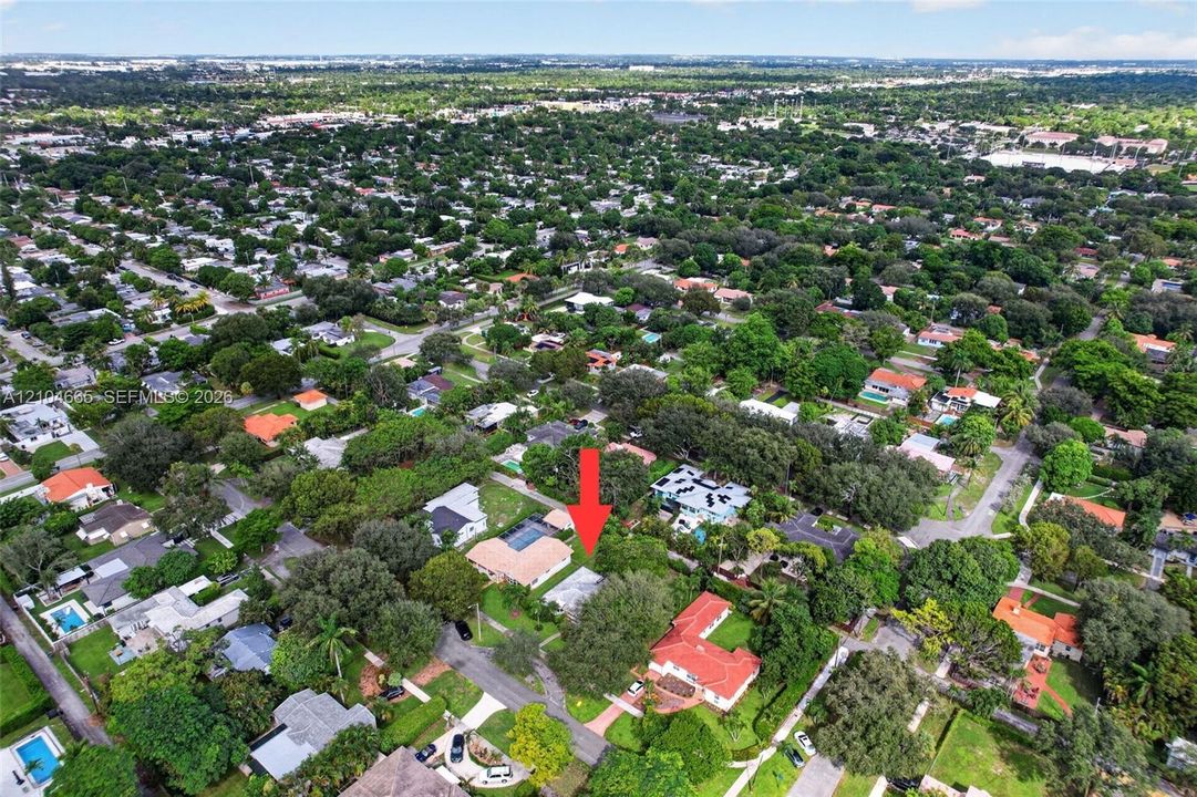 На продажу: $895,000 (3 спален, 2 ванн, 1629 Квадратных фут)