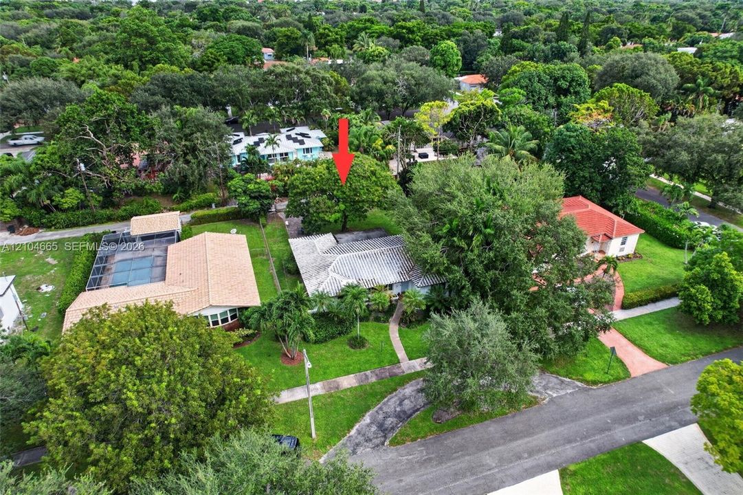 На продажу: $895,000 (3 спален, 2 ванн, 1629 Квадратных фут)