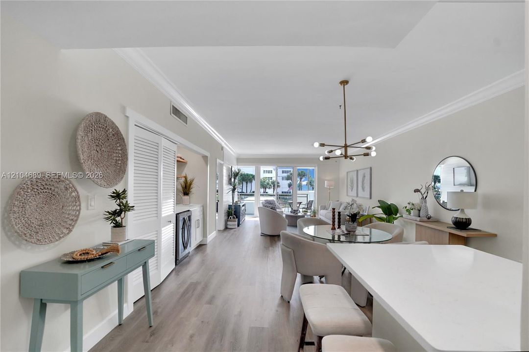En Venta: $649,000 (2 camas, 2 baños, 1209 Pies cuadrados)