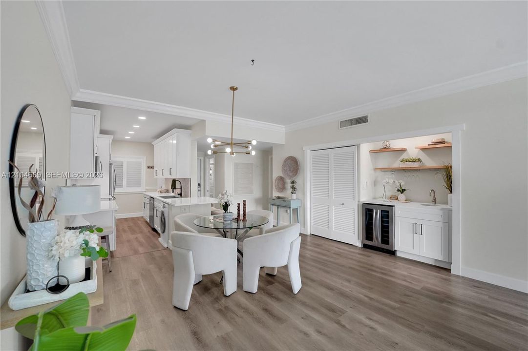 En Venta: $649,000 (2 camas, 2 baños, 1209 Pies cuadrados)