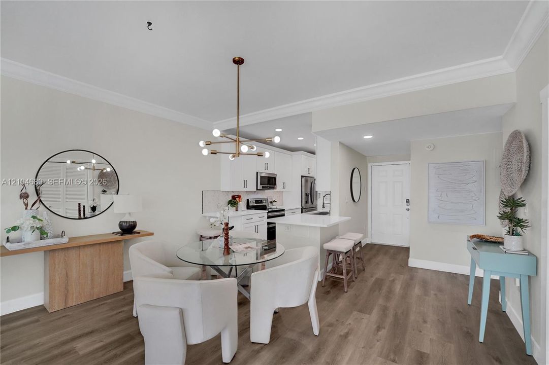 En Venta: $649,000 (2 camas, 2 baños, 1209 Pies cuadrados)