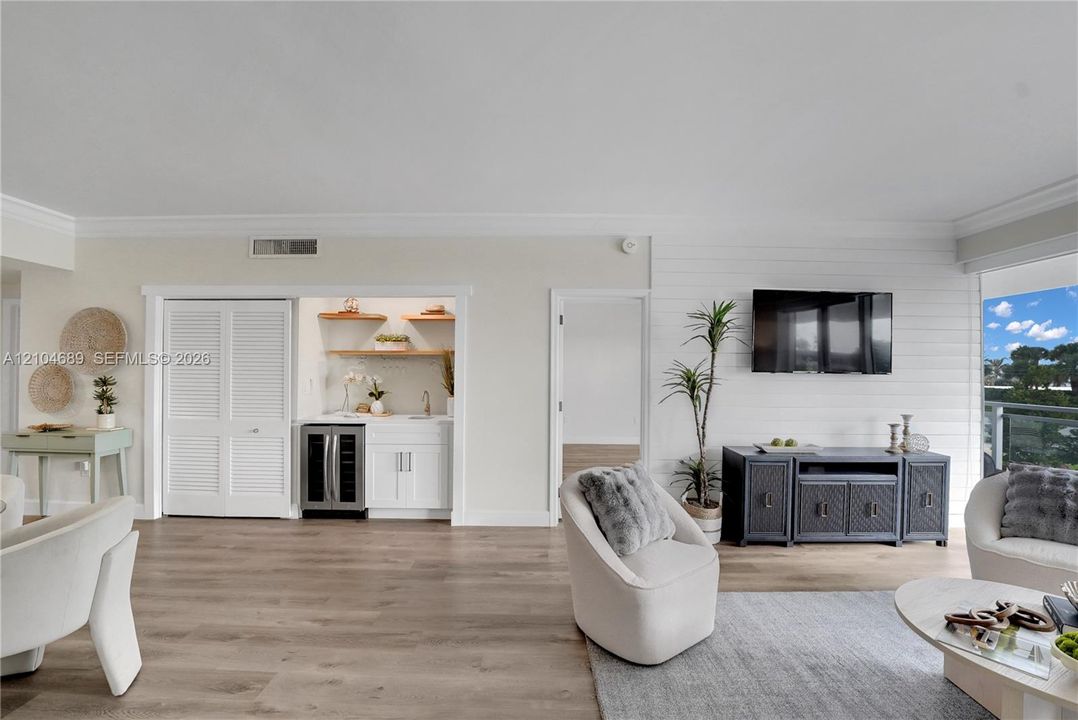 En Venta: $649,000 (2 camas, 2 baños, 1209 Pies cuadrados)