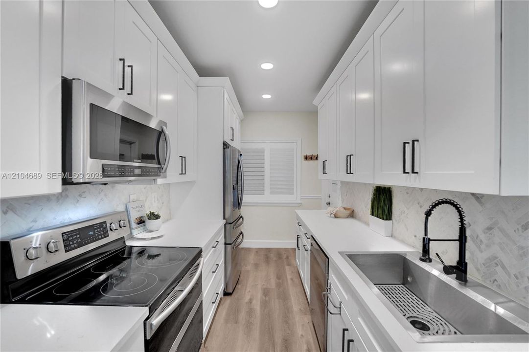 En Venta: $649,000 (2 camas, 2 baños, 1209 Pies cuadrados)