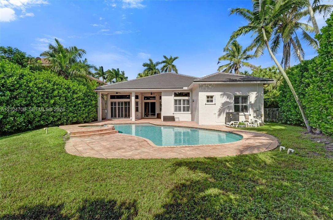 For Sale: $1,300,000 (5 beds, 3 baths, 3033 Square Feet)