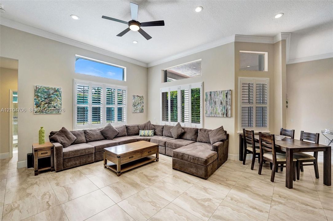 For Sale: $1,300,000 (5 beds, 3 baths, 3033 Square Feet)
