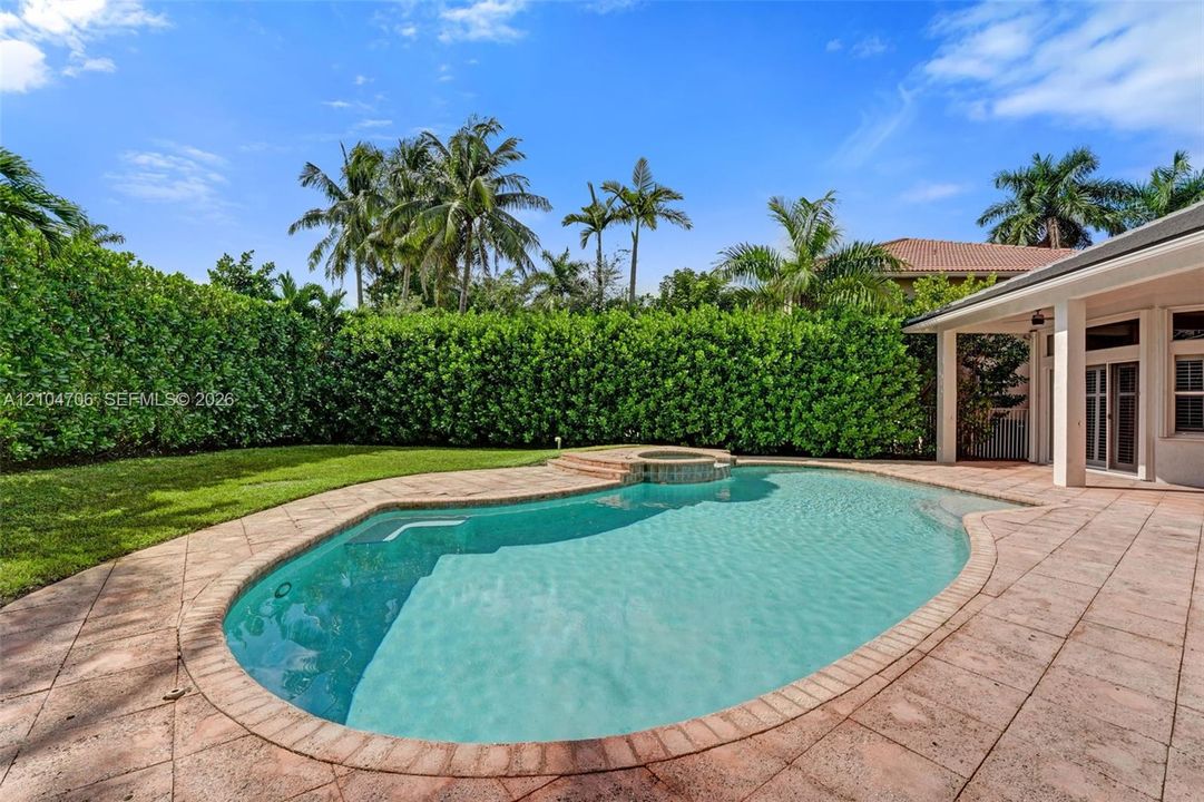 For Sale: $1,300,000 (5 beds, 3 baths, 3033 Square Feet)