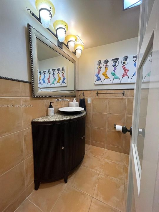 В аренду: $5,000 (2 спален, 2 ванн, 0 Квадратных фут)