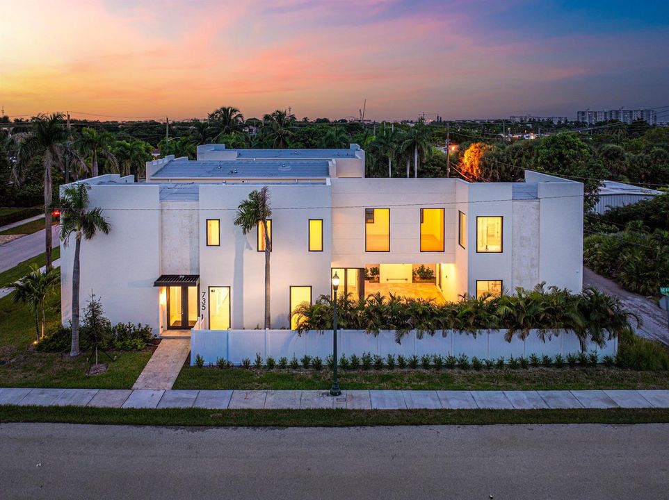 027-731Southeast4thAvenue-DelrayBeach-FL
