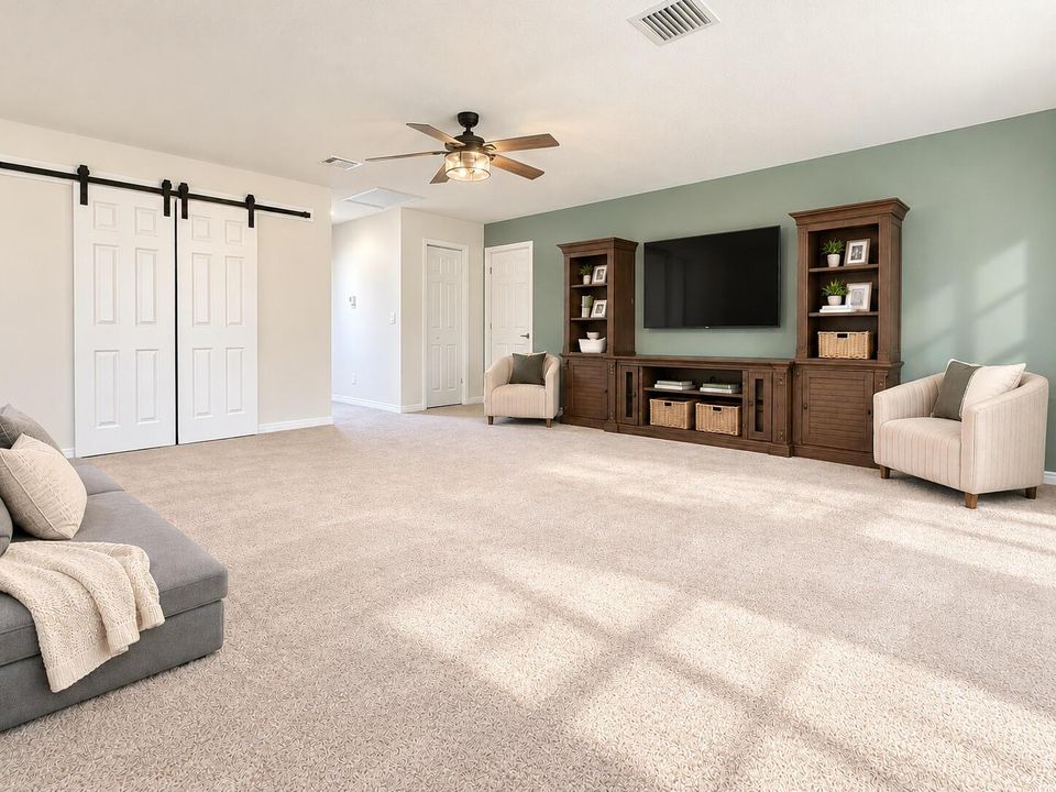 loft_daytime_natural_light_high_quality