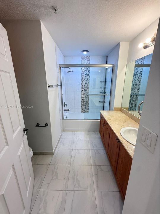 For Rent: $3,199 (3 beds, 2 baths, 1207 Square Feet)