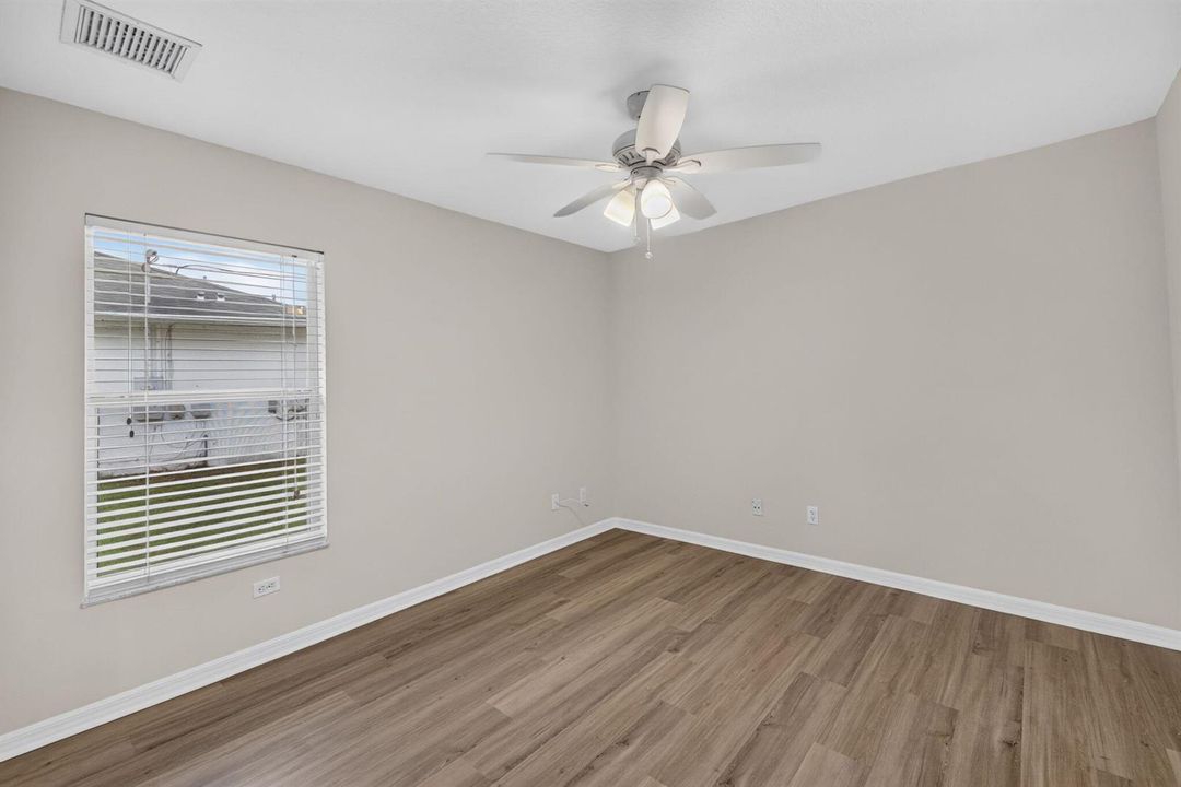 27 - Guest Bedroom #2