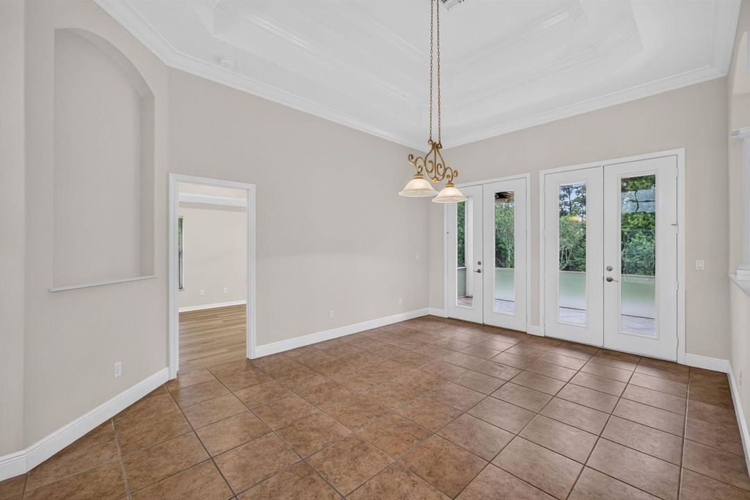 7 - Living Room
