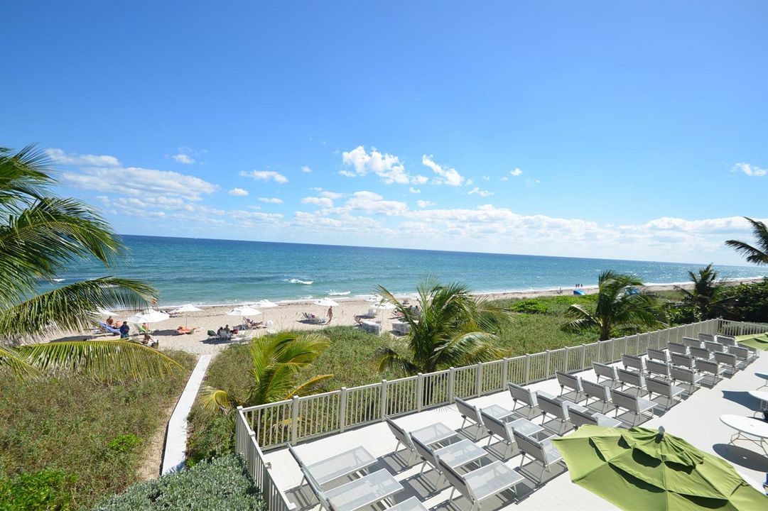 Beach Club Pool 3