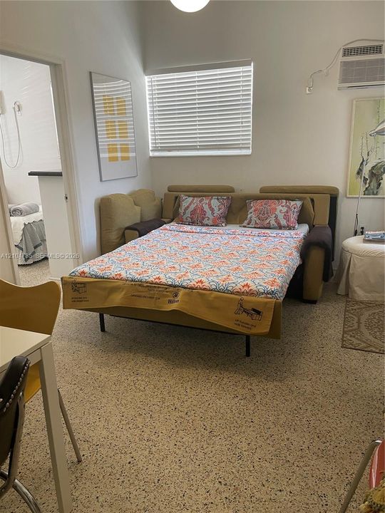 В аренду: $2,200 (2 спален, 1 ванн, 1590 Квадратных фут)