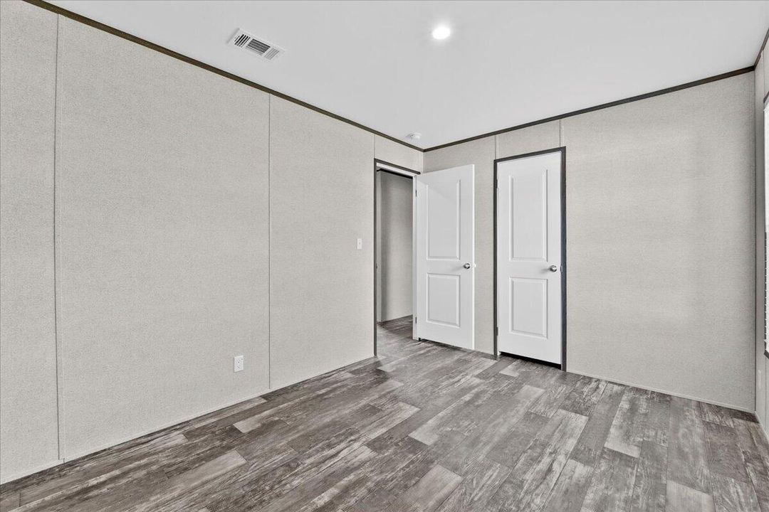 34-Bedroom 3