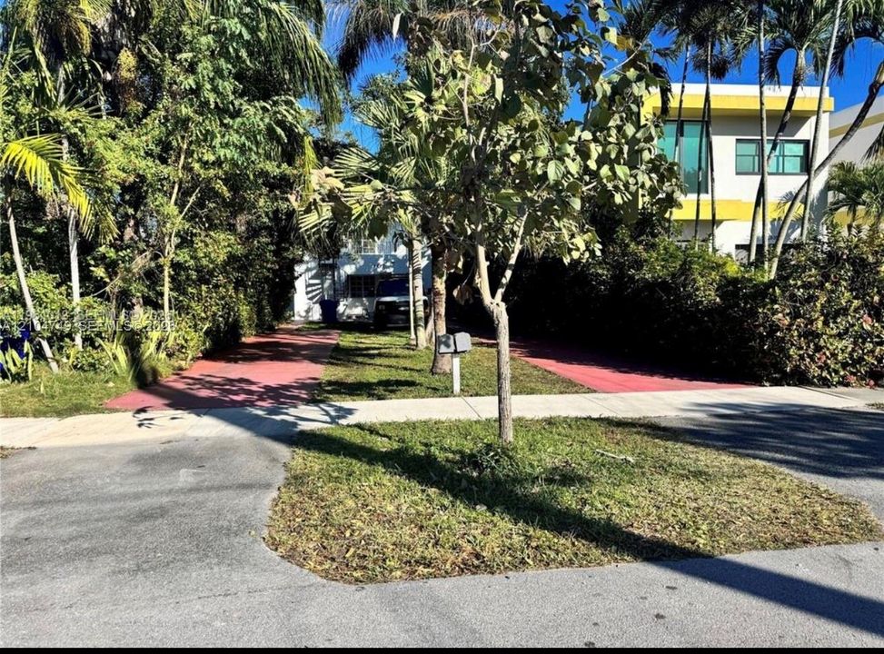 For Sale: $795,000 (0 beds, 0 baths, 1302 Square Feet)