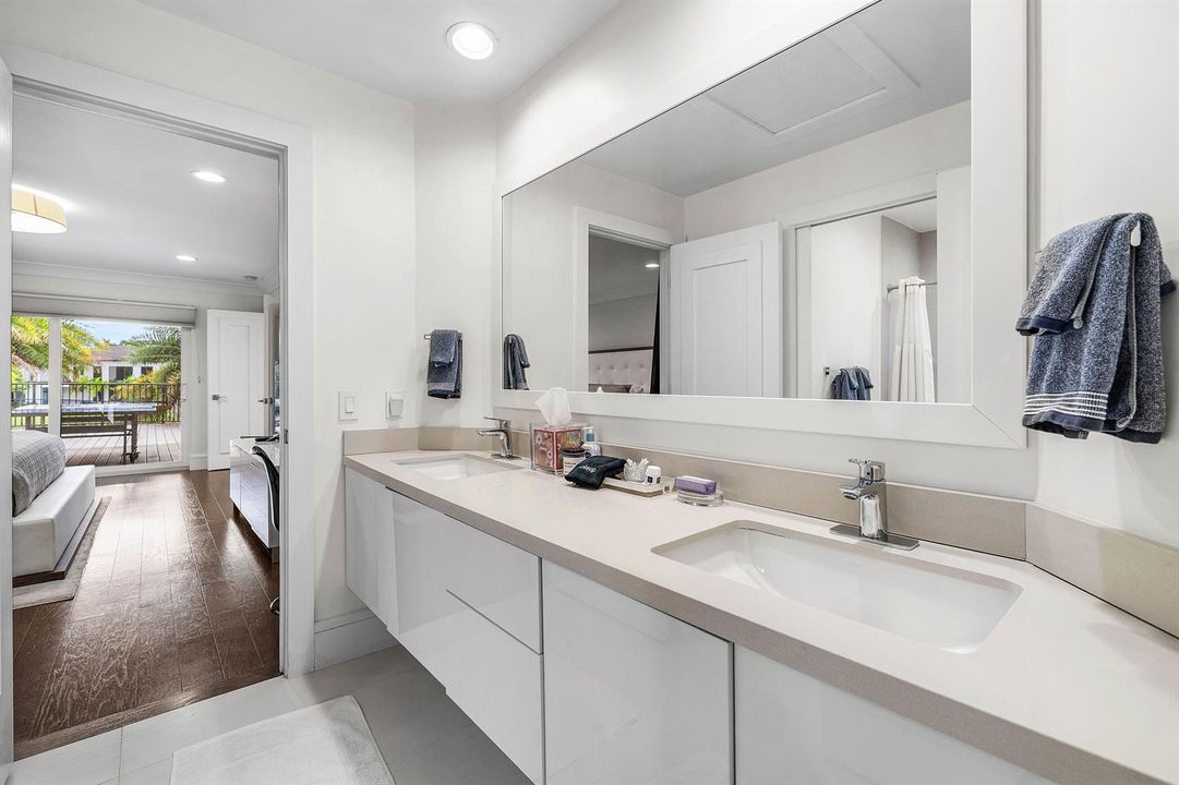 043-7080LionsHeadLane-BocaRaton-FL-33496