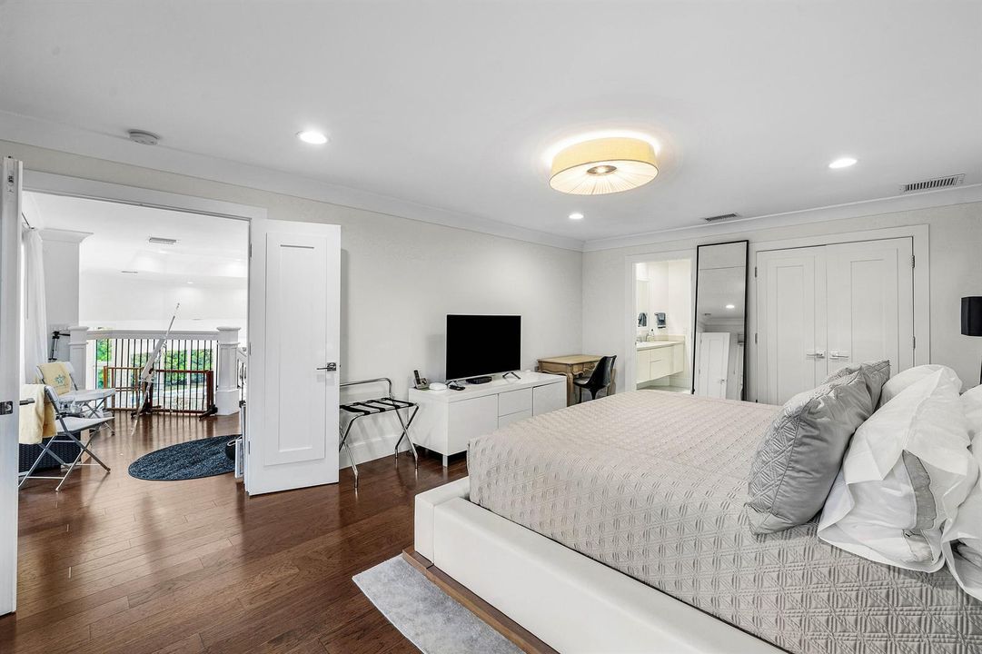 038-7080LionsHeadLane-BocaRaton-FL-33496