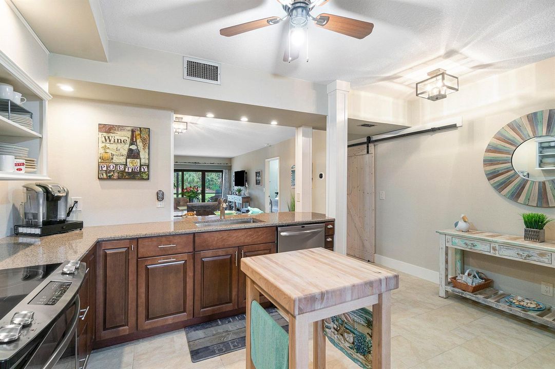 006-300NorthHighwayA1A-Jupiter-FL-33477-