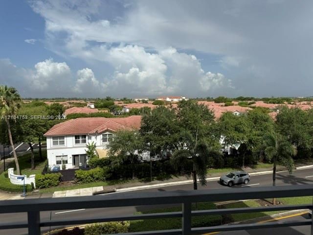 For Rent: $3,100 (2 beds, 2 baths, 1020 Square Feet)