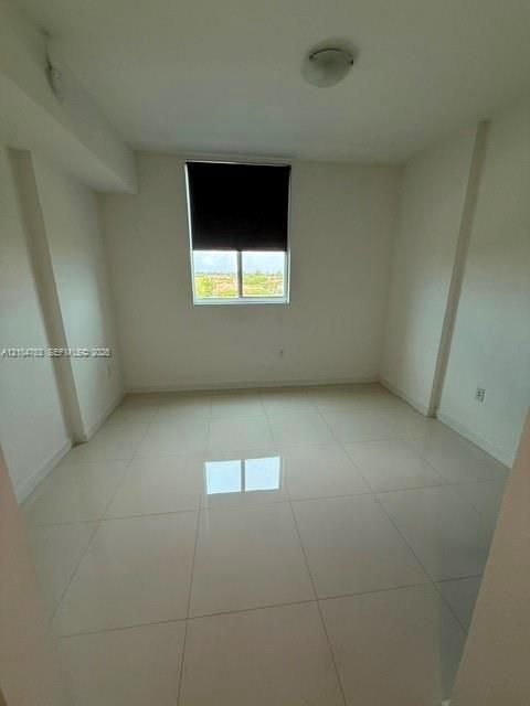 For Rent: $3,100 (2 beds, 2 baths, 1020 Square Feet)