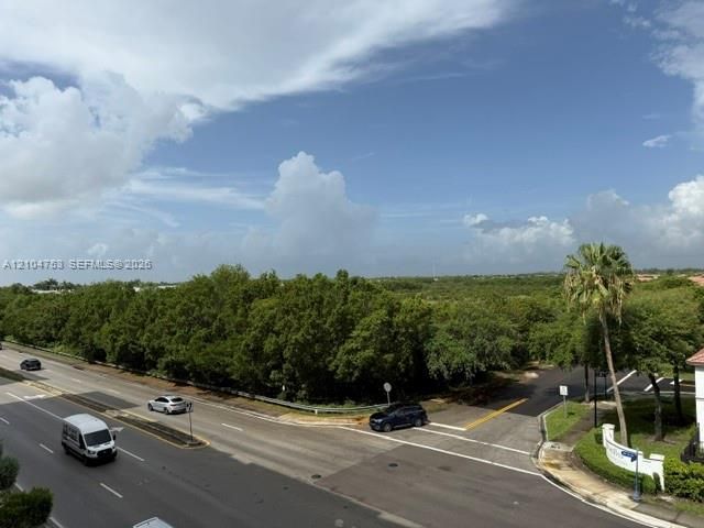 For Rent: $3,100 (2 beds, 2 baths, 1020 Square Feet)