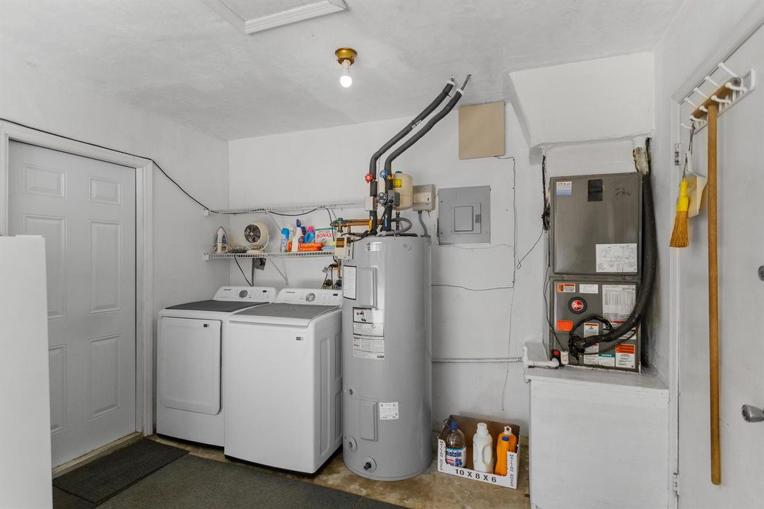 Washer & Dryer