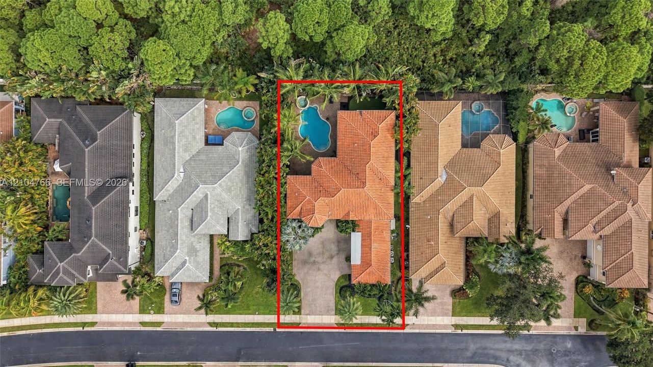 На продажу: $2,550,000 (5 спален, 4 ванн, 4459 Квадратных фут)