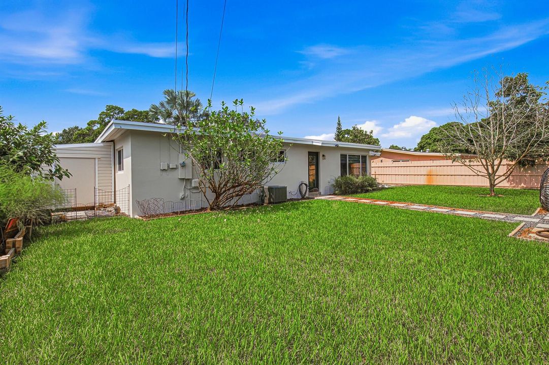 16-Backyard-B