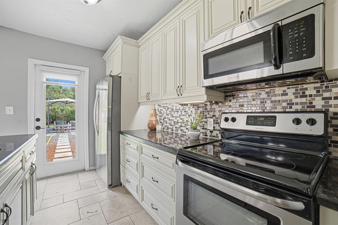 33-Kitchen-B