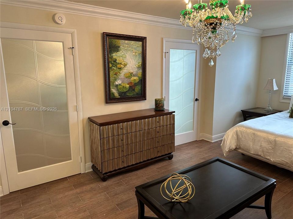 В аренду: $3,650 (2 спален, 2 ванн, 1206 Квадратных фут)