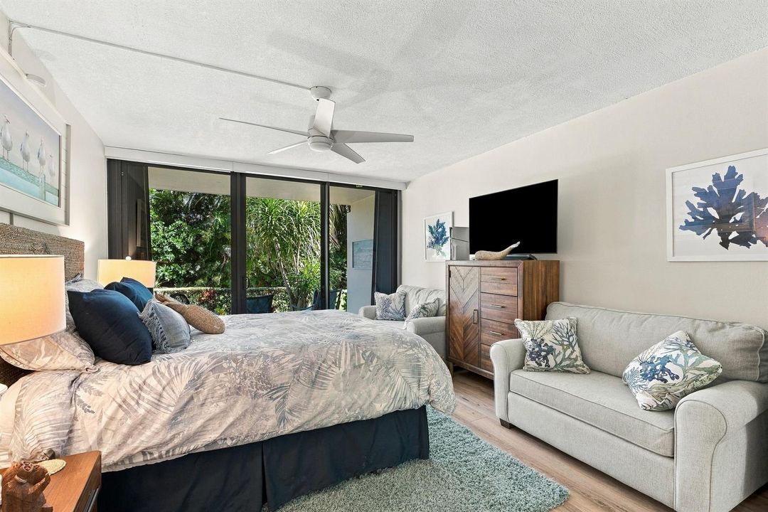 G40 GUEST BEDROOM