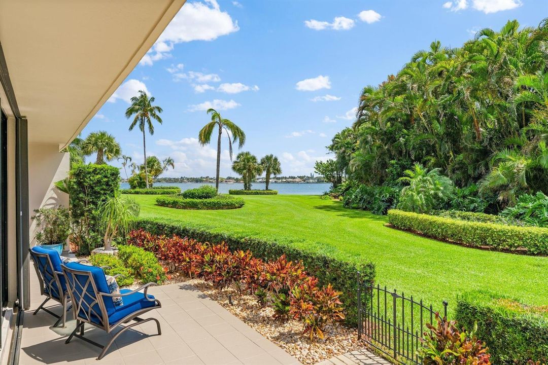 G40 PATIO GROUNDS VIEW 4