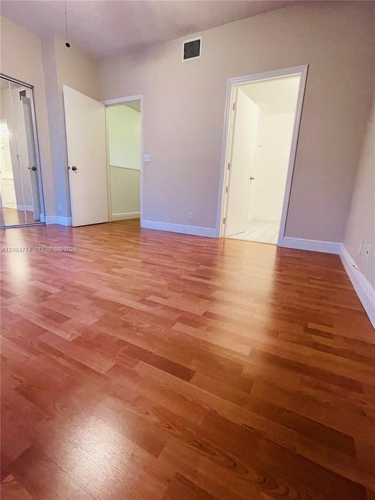 В аренду: $3,150 (3 спален, 2 ванн, 1443 Квадратных фут)
