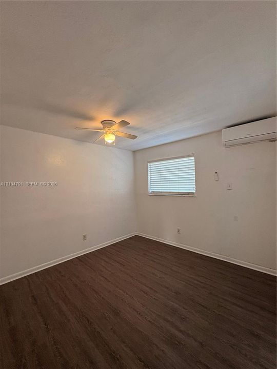 For Rent: $1,650 (1 beds, 1 baths, 580 Square Feet)
