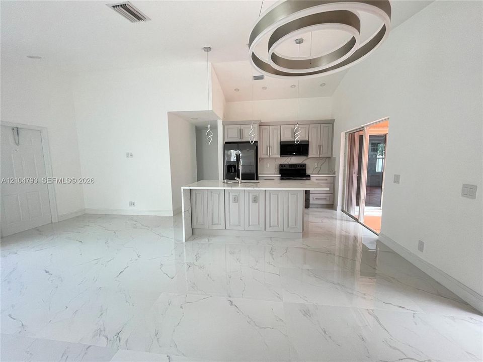 В аренду: $4,000 (3 спален, 2 ванн, 1248 Квадратных фут)