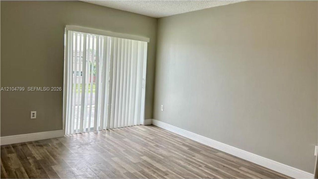 En Renta: $2,450 (2 camas, 1 baños, 1020 Pies cuadrados)