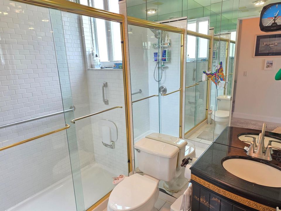 7200 Demedici 3bd 2231sq ft